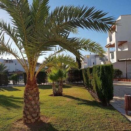 Casa Baja naturista con patio en primera linea! Vera Exterior foto