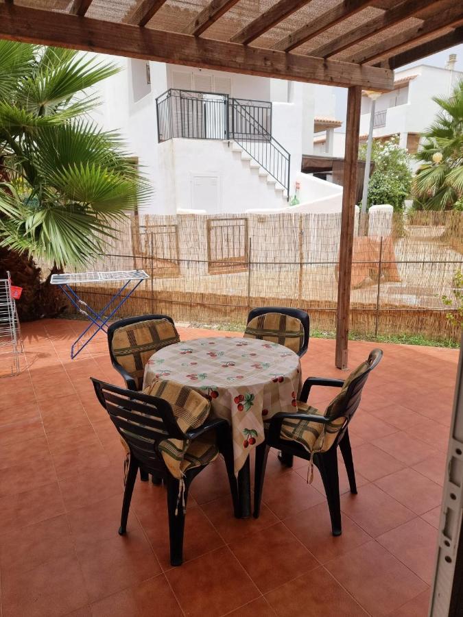 Casa Baja naturista con patio en primera linea! Vera Exterior foto