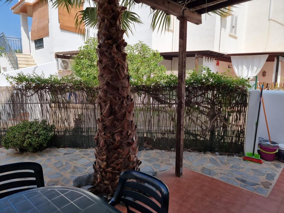 Casa Baja naturista con patio en primera linea! Vera Exterior foto
